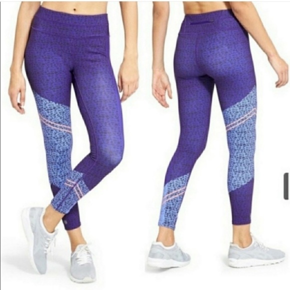Athleta Asym Camo Sonar Leggings - Picture 4 of 7